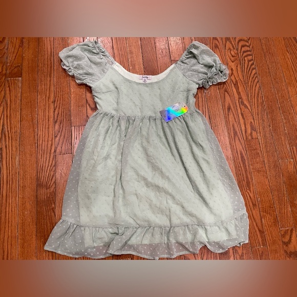 Justify mini Dress in Soft Green - Picture 11 of 11